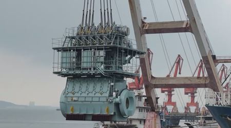 靖江心破浪远征